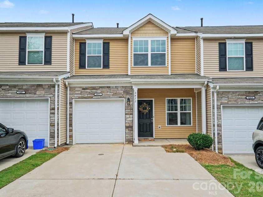 6411 Revolutionary Trail, Charlotte, NC 28217.  MLS# CAR4398604, YatesRealty ID 36362. 