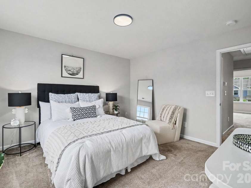 6411 Revolutionary Trail, Charlotte, NC 28217.  MLS# CAR4398604, YatesRealty ID 36362. 