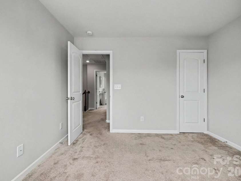 6411 Revolutionary Trail, Charlotte, NC 28217.  MLS# CAR4398604, YatesRealty ID 36362. 