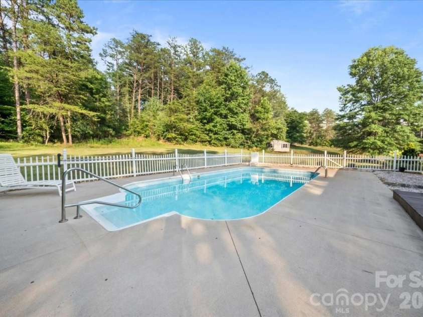 4690 Celia Creek Road, Lenoir, NC 28645.  MLS# CAR4401780, YatesRealty ID 36363. 