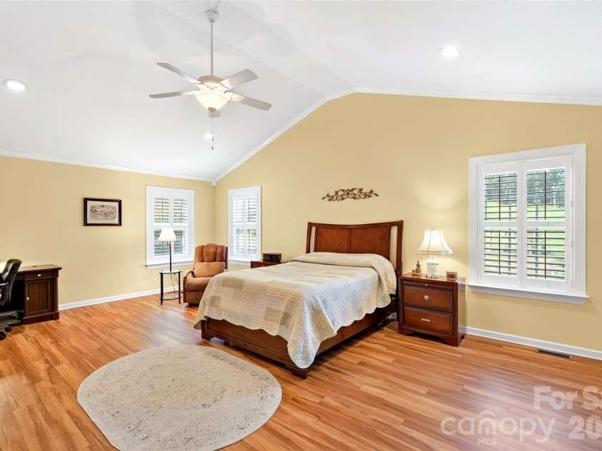 1174 Dale Road, Spruce Pine, NC 28777.  MLS# CAR4400833, YatesRealty ID 36364. 