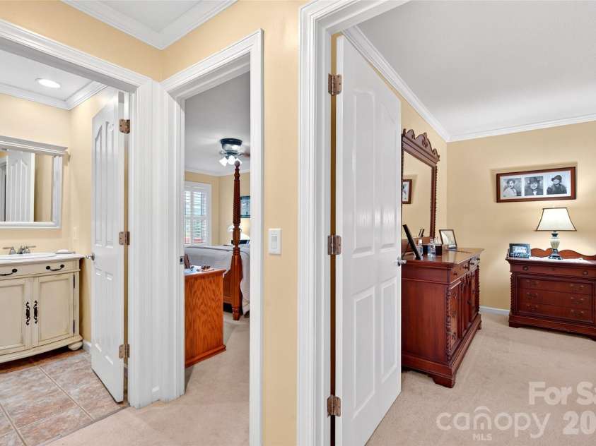 1174 Dale Road, Spruce Pine, NC 28777.  MLS# CAR4400833, YatesRealty ID 36364. 