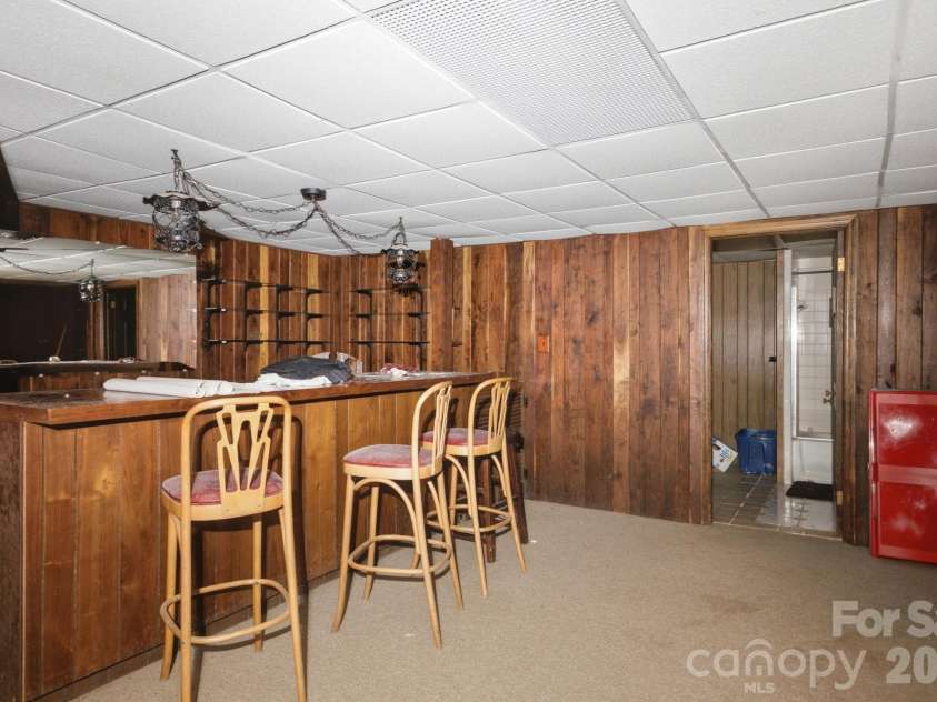 108 Augusta Drive, Statesville, NC 28625.  MLS# CAR4402103, YatesRealty ID 36365. 
