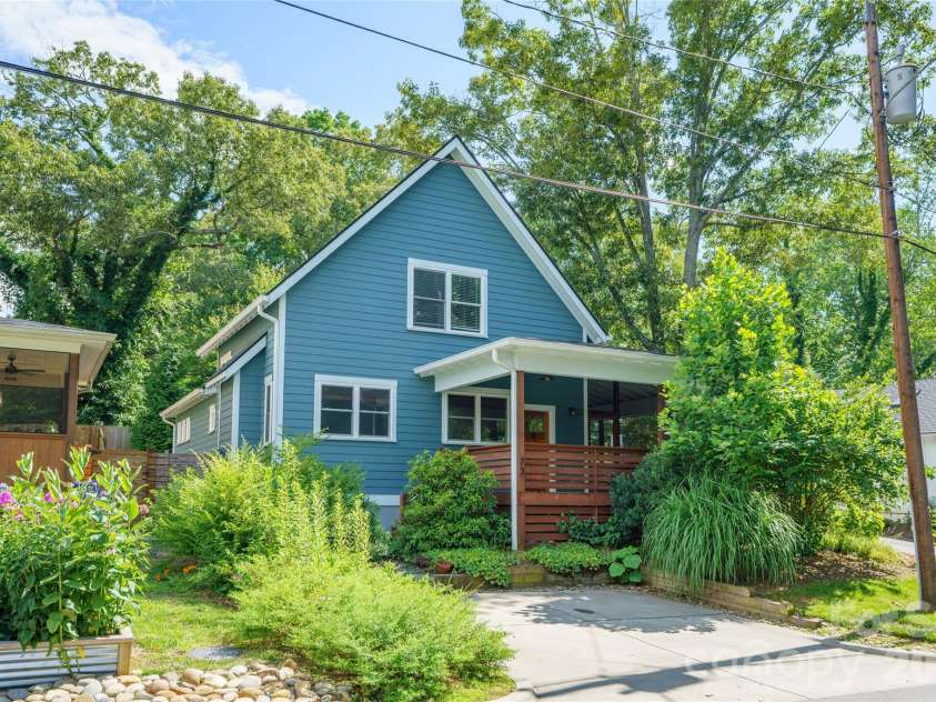 73 Downing Street, Asheville, NC 28806.  MLS# CAR4401958, YatesRealty ID 36369. 