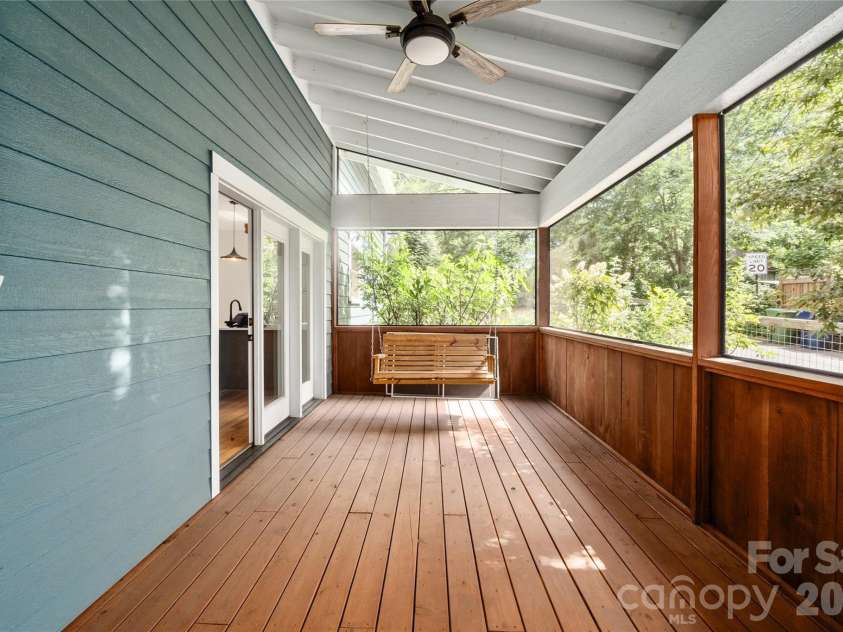 73 Downing Street, Asheville, NC 28806.  MLS# CAR4401958, YatesRealty ID 36369. 