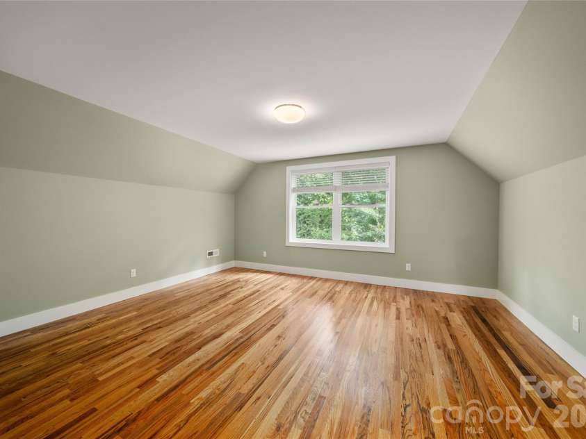 73 Downing Street, Asheville, NC 28806.  MLS# CAR4401958, YatesRealty ID 36369. 