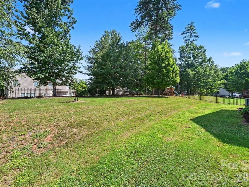 517 Stowe Road, Belmont, NC 28012.  MLS# CAR4399288, YatesRealty ID 36371. Backyard