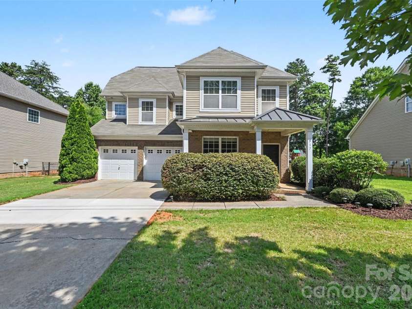 517 Stowe Road, Belmont, NC 28012.  MLS# CAR4399288, YatesRealty ID 36371. Front Exterior