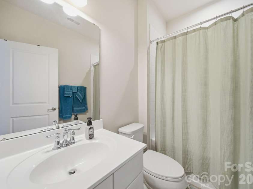 11741 Blessington Road, Huntersville, NC 28078.  MLS# CAR4402102, YatesRealty ID 36372. 