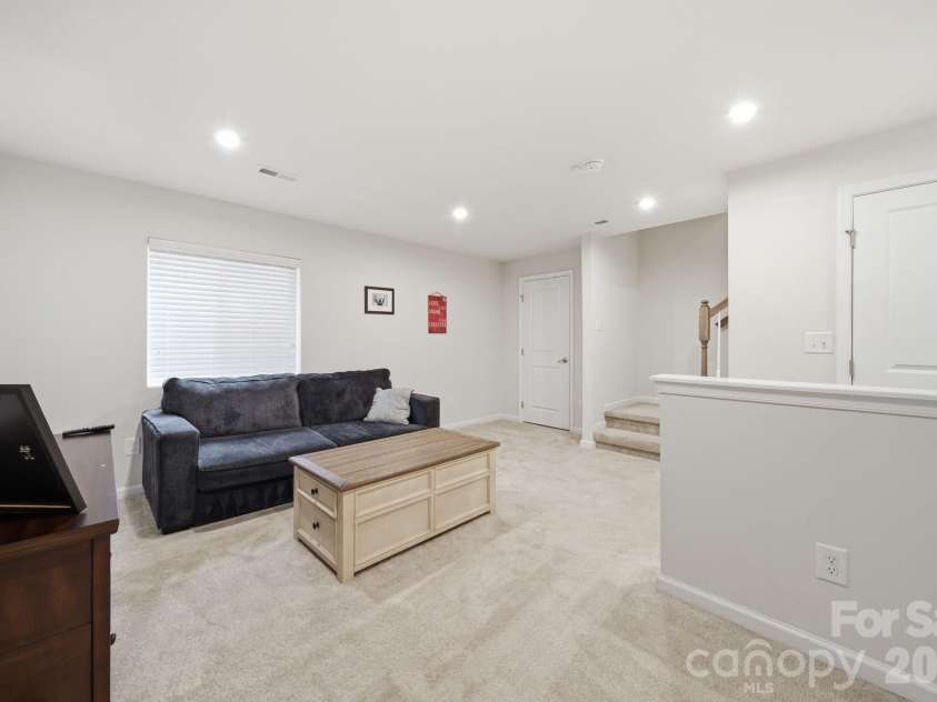 11741 Blessington Road, Huntersville, NC 28078.  MLS# CAR4402102, YatesRealty ID 36372. 