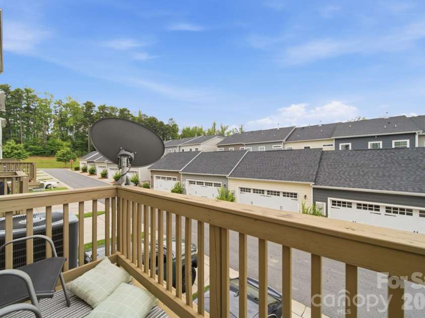 11741 Blessington Road, Huntersville, NC 28078.  MLS# CAR4402102, YatesRealty ID 36372. Rear deck