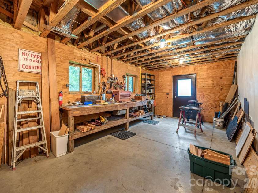 464 Governors View Road, Asheville, NC 28805.  MLS# CAR4402270, YatesRealty ID 36373. Workshop