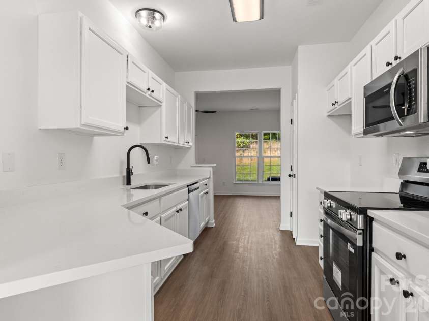 12557 Jessica Place, Charlotte, NC 28269.  MLS# CAR4396131, YatesRealty ID 36374. 
