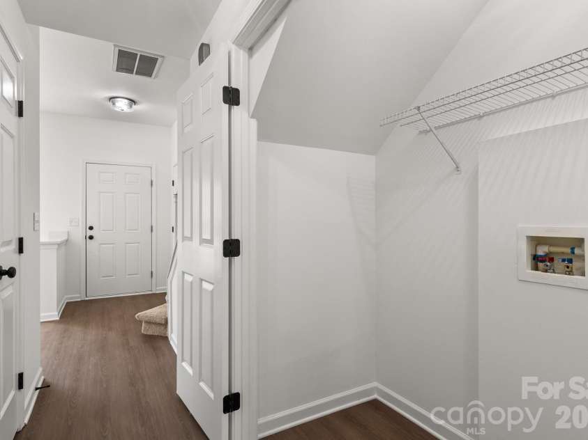12557 Jessica Place, Charlotte, NC 28269.  MLS# CAR4396131, YatesRealty ID 36374. 