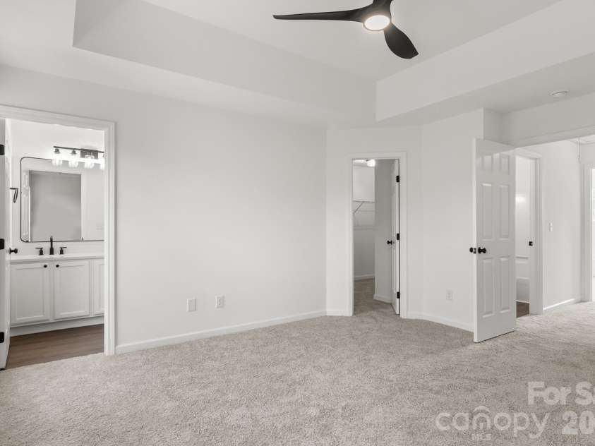12557 Jessica Place, Charlotte, NC 28269.  MLS# CAR4396131, YatesRealty ID 36374. 