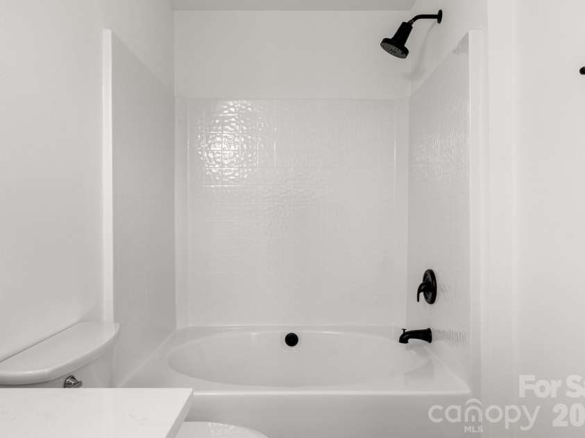 12557 Jessica Place, Charlotte, NC 28269.  MLS# CAR4396131, YatesRealty ID 36374. 