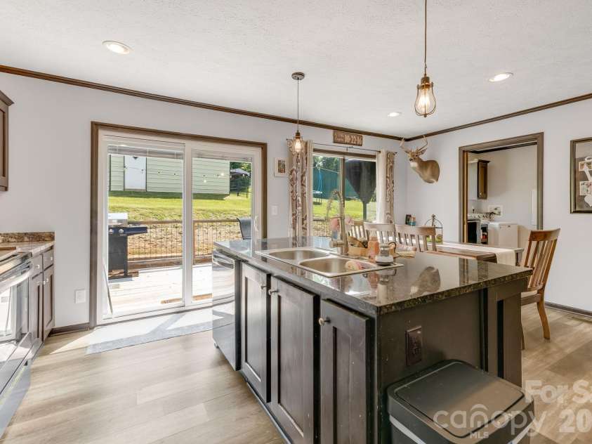 256 Phillips Valley Road, Mars Hill, NC 28754.  MLS# CAR4398012, YatesRealty ID 36375. 