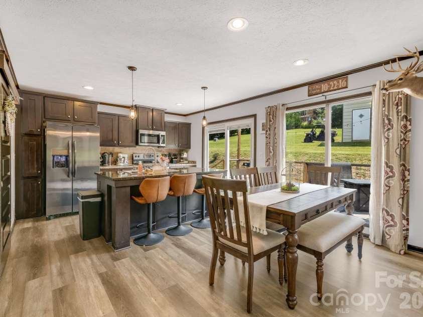 256 Phillips Valley Road, Mars Hill, NC 28754.  MLS# CAR4398012, YatesRealty ID 36375. 