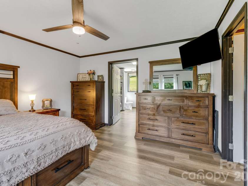 256 Phillips Valley Road, Mars Hill, NC 28754.  MLS# CAR4398012, YatesRealty ID 36375. 