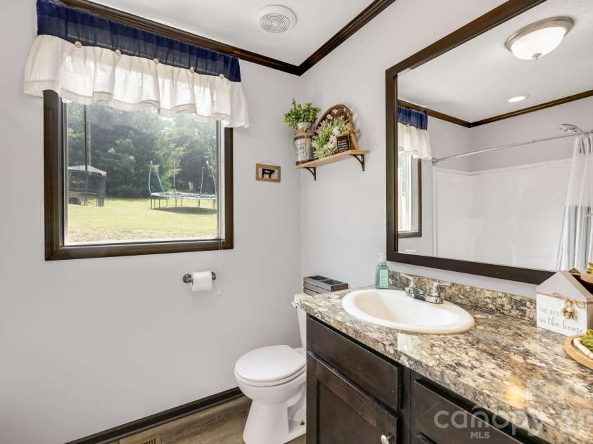 256 Phillips Valley Road, Mars Hill, NC 28754.  MLS# CAR4398012, YatesRealty ID 36375. 