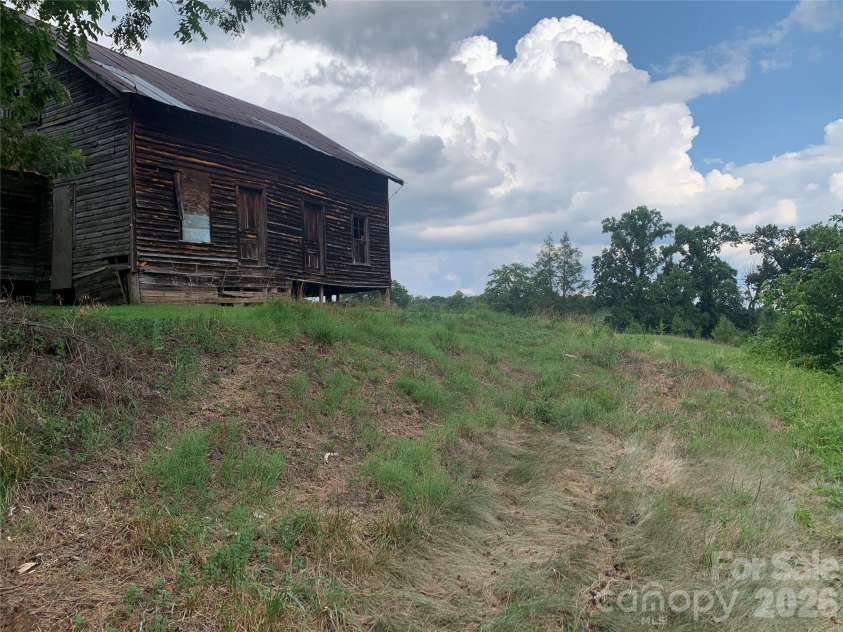 6285 & 6231 Nc 16 Highway, Taylorsville, NC 28681.  MLS# CAR4402704, YatesRealty ID 36376. 