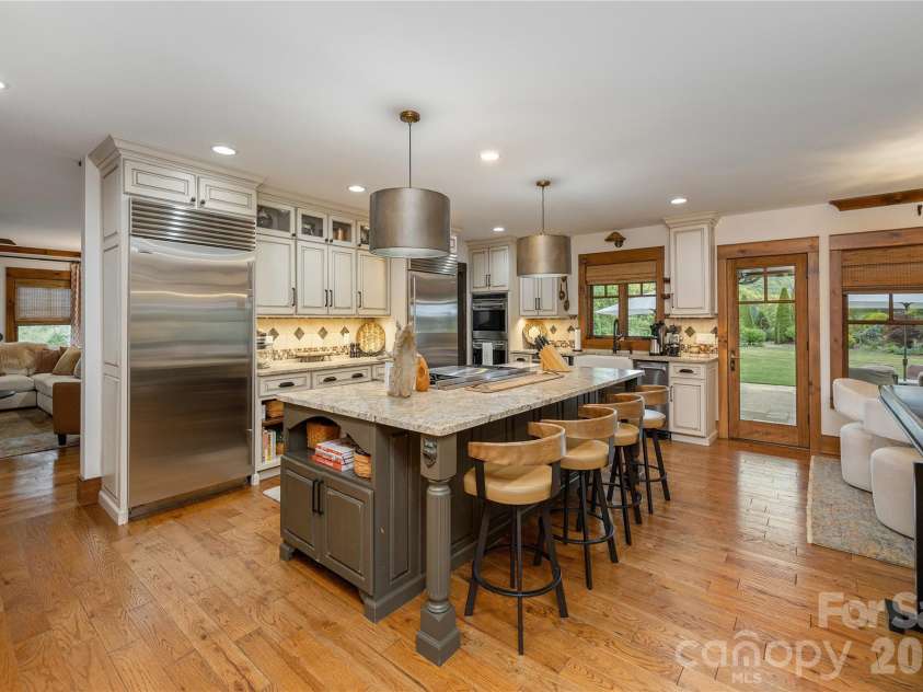 345 Prospect Drive, Burnsville, NC 28714.  MLS# CAR4399945, YatesRealty ID 36378. Kitchen