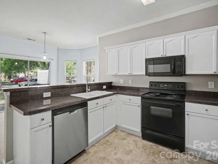 5604 Santeelah Court, Charlotte, NC 28217.  MLS# CAR4402278, YatesRealty ID 36379. 