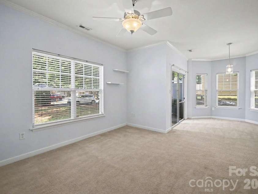 5604 Santeelah Court, Charlotte, NC 28217.  MLS# CAR4402278, YatesRealty ID 36379. 