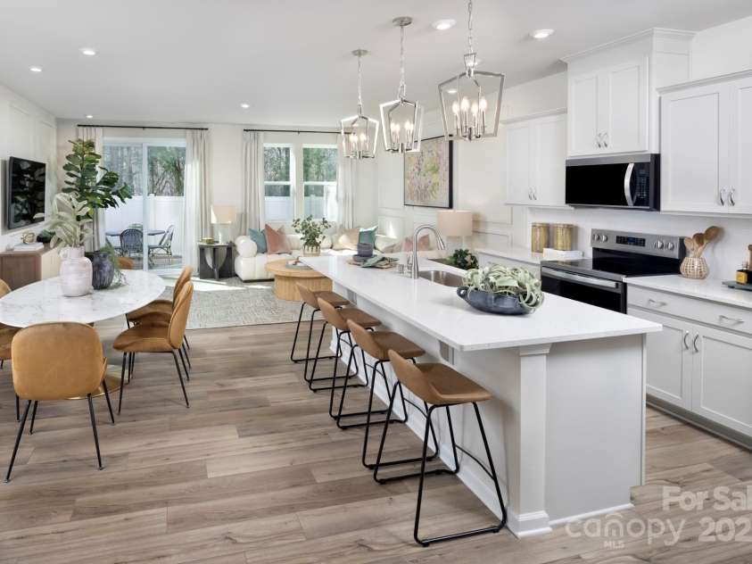 6023 Mallow Crossing Lane, Charlotte, NC 28213.  MLS# CAR4328438, YatesRealty ID 3638. 