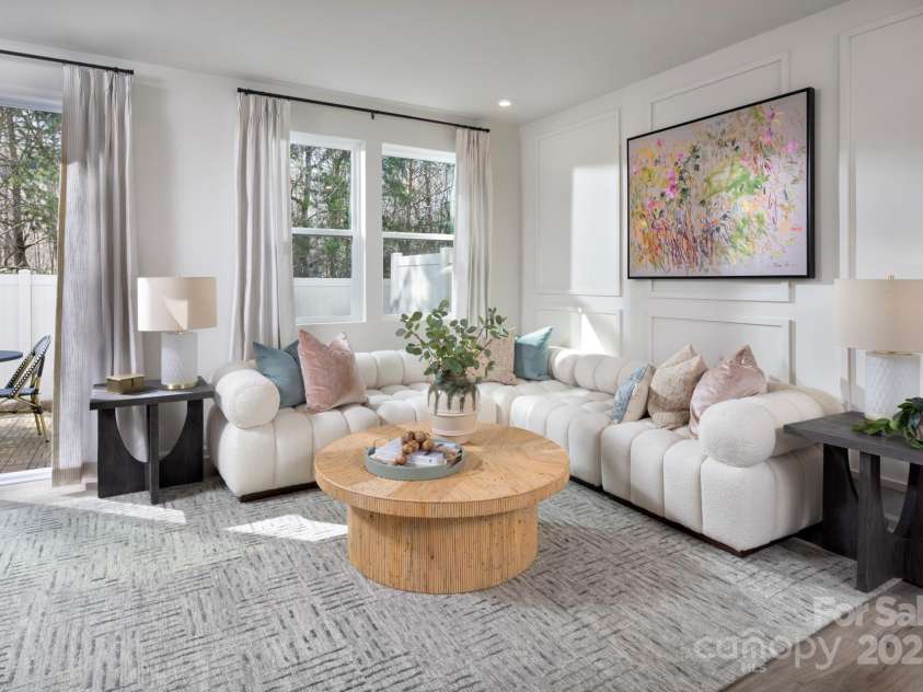 6023 Mallow Crossing Lane, Charlotte, NC 28213.  MLS# CAR4328438, YatesRealty ID 3638. 