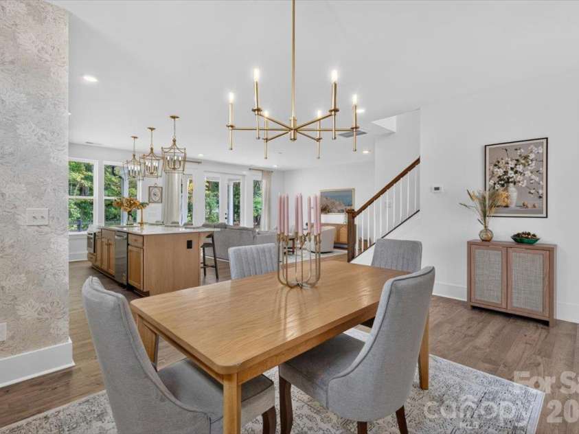 4919 Potter Road, Matthews, NC 28104.  MLS# CAR4395738, YatesRealty ID 36381. 