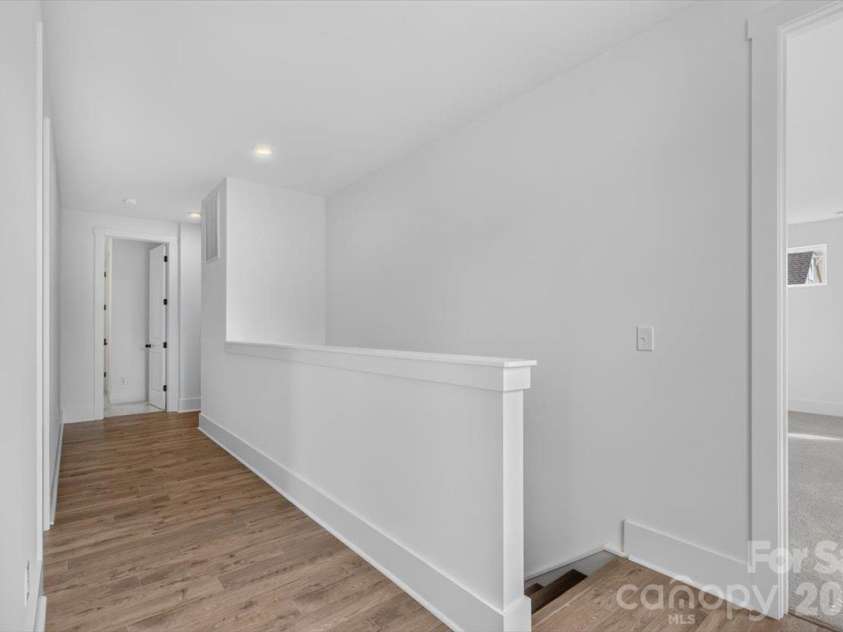 4919 Potter Road, Matthews, NC 28104.  MLS# CAR4395738, YatesRealty ID 36381. 