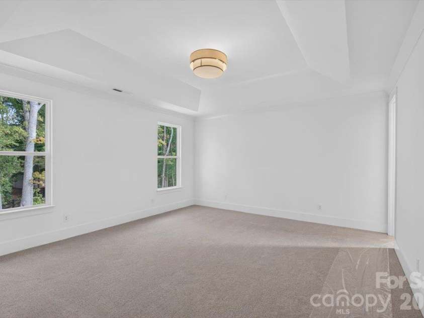 4919 Potter Road, Matthews, NC 28104.  MLS# CAR4395738, YatesRealty ID 36381. 