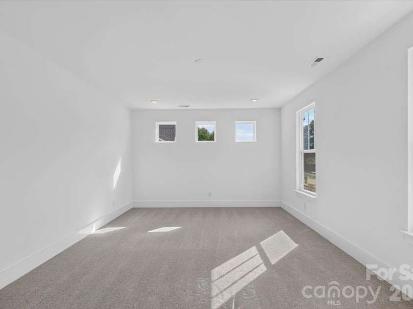 4919 Potter Road, Matthews, NC 28104.  MLS# CAR4395738, YatesRealty ID 36381. 