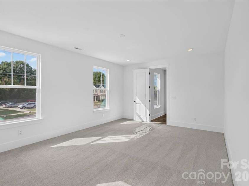 4919 Potter Road, Matthews, NC 28104.  MLS# CAR4395738, YatesRealty ID 36381. 