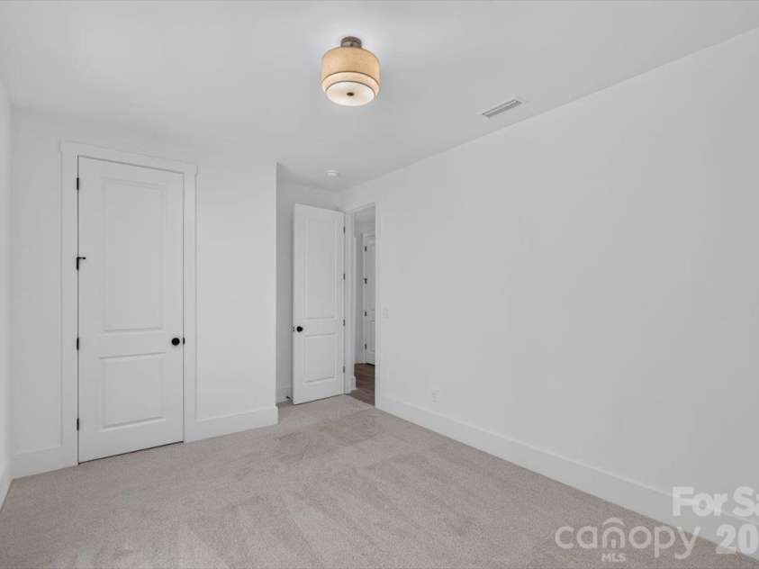 4919 Potter Road, Matthews, NC 28104.  MLS# CAR4395738, YatesRealty ID 36381. 