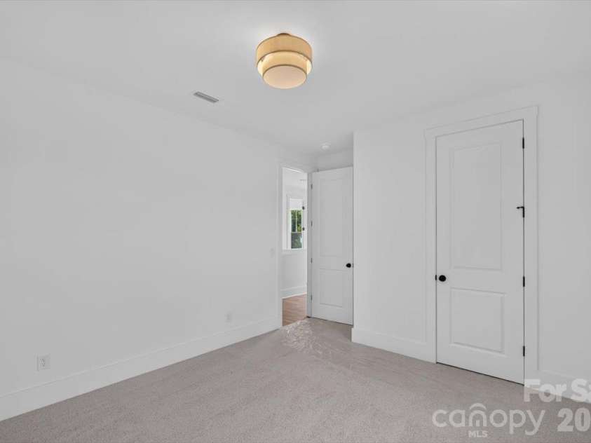 4919 Potter Road, Matthews, NC 28104.  MLS# CAR4395738, YatesRealty ID 36381. 