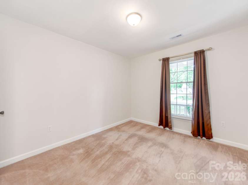 4625 Annerly Court, Charlotte, NC 28226.  MLS# CAR4399934, YatesRealty ID 36383. Secondary room