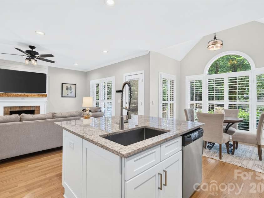 12700 Willow Grove Way, Huntersville, NC 28078.  MLS# CAR4400090, YatesRealty ID 36384. 