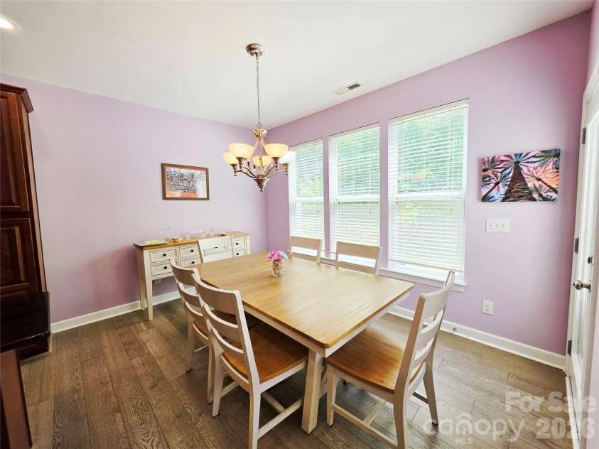 4815 Sterling Brooke Lane, Winston Salem, NC 27103.  MLS# CAR4387273, YatesRealty ID 36385. 