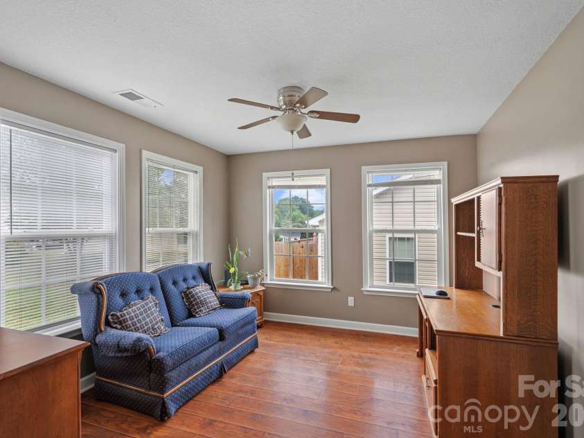 2933 Trimble Circle, Concord, NC 28027.  MLS# CAR4398510, YatesRealty ID 36387. 