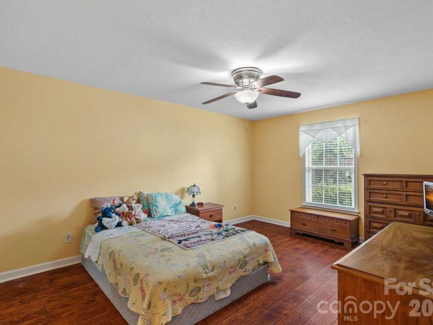 2933 Trimble Circle, Concord, NC 28027.  MLS# CAR4398510, YatesRealty ID 36387. 
