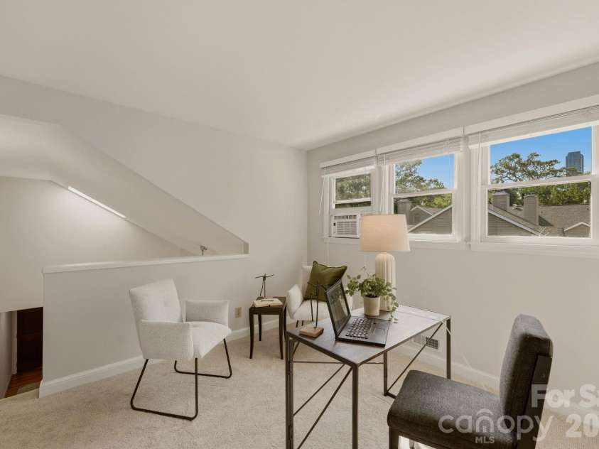 815 Lexington Avenue, Charlotte, NC 28203.  MLS# CAR4399546, YatesRealty ID 36388. 