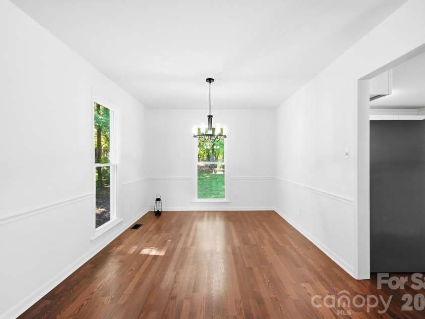 1927 Terra Lane, Lancaster, SC 29720.  MLS# CAR4379834, YatesRealty ID 36389. Dining Area