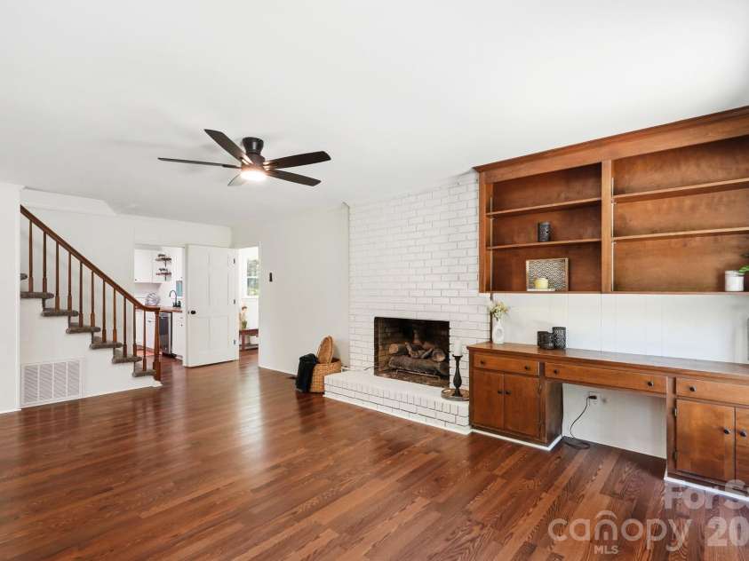 1927 Terra Lane, Lancaster, SC 29720.  MLS# CAR4379834, YatesRealty ID 36389. Freshly Painted Den