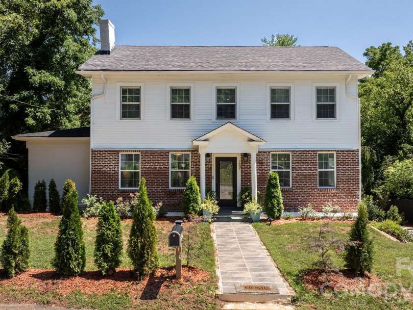1407 Mimosa Lane, Lenoir, NC 28645.  MLS# CAR4405625, YatesRealty ID 3639. 