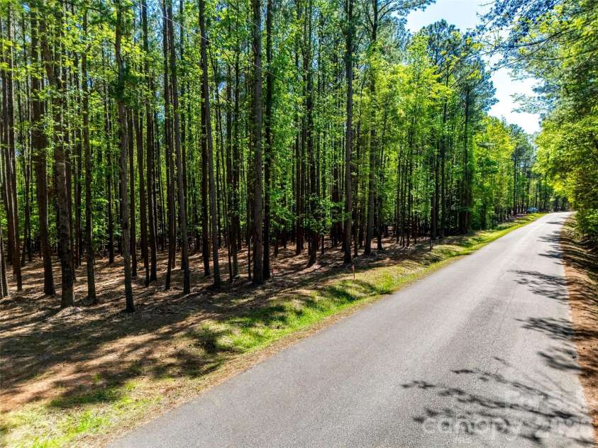 4095 Kingfisher Drive, York, SC 29745.  MLS# CAR4337937, YatesRealty ID 3639. Paved road and tons of privacy