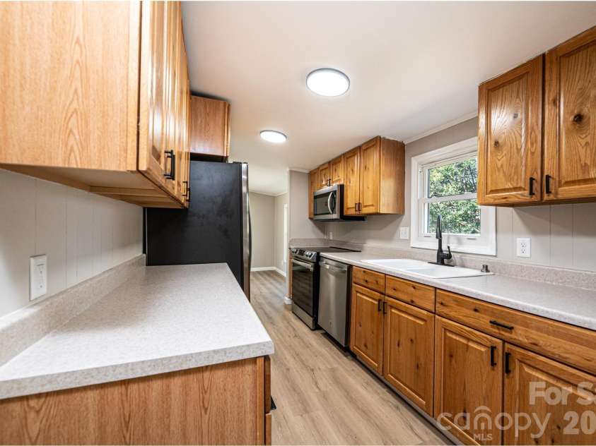 1143 Cheyenne Oaks Drive, Claremont, NC 28610.  MLS# CAR4398648, YatesRealty ID 36390. 