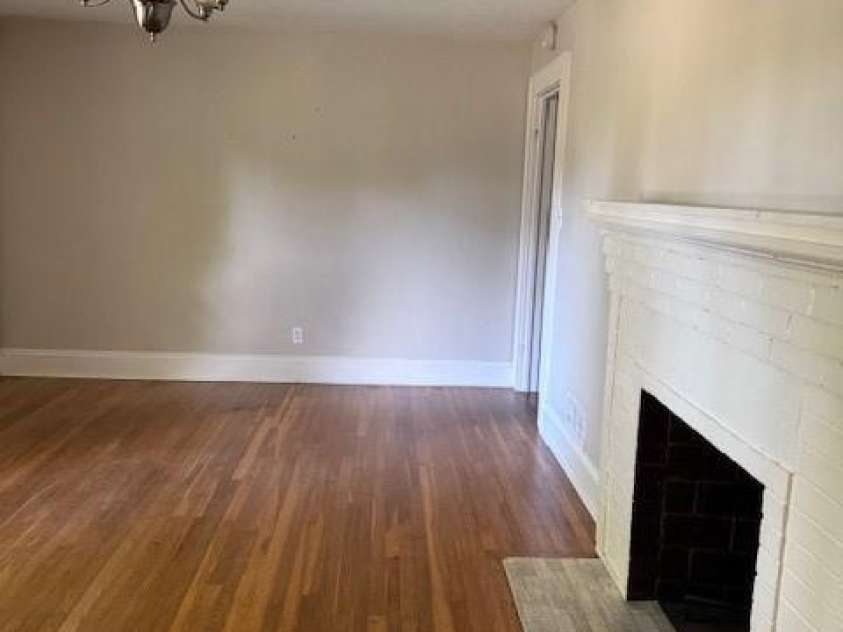 706 12th Avenue, Hickory, NC 28601.  MLS# CAR4401188, YatesRealty ID 36391. 
