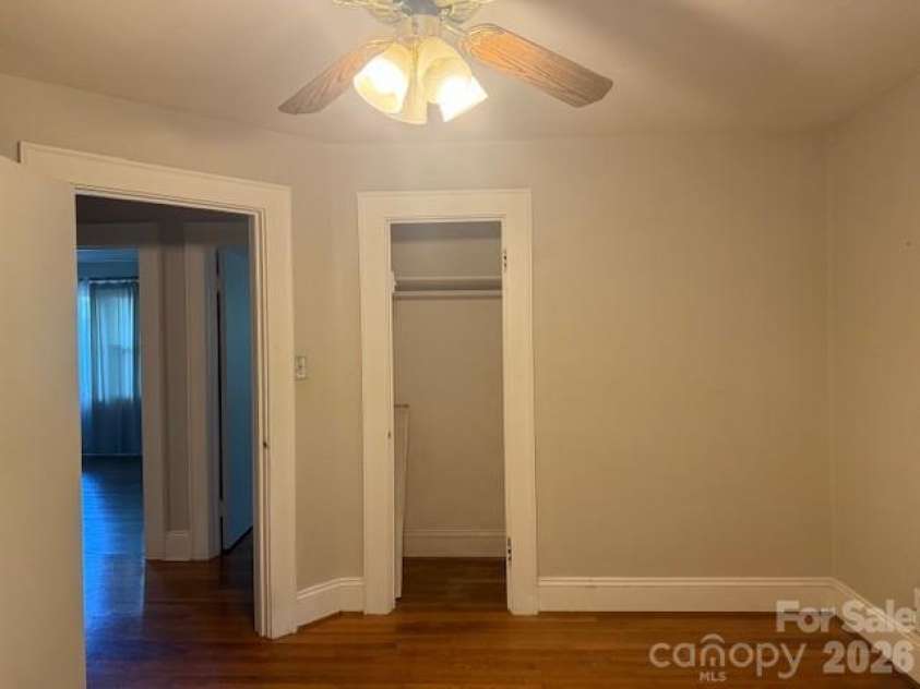706 12th Avenue, Hickory, NC 28601.  MLS# CAR4401188, YatesRealty ID 36391. 